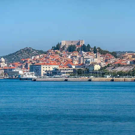 וילה Mandalina שיבניק