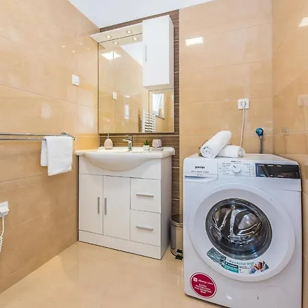 Mandalina * Šibenik